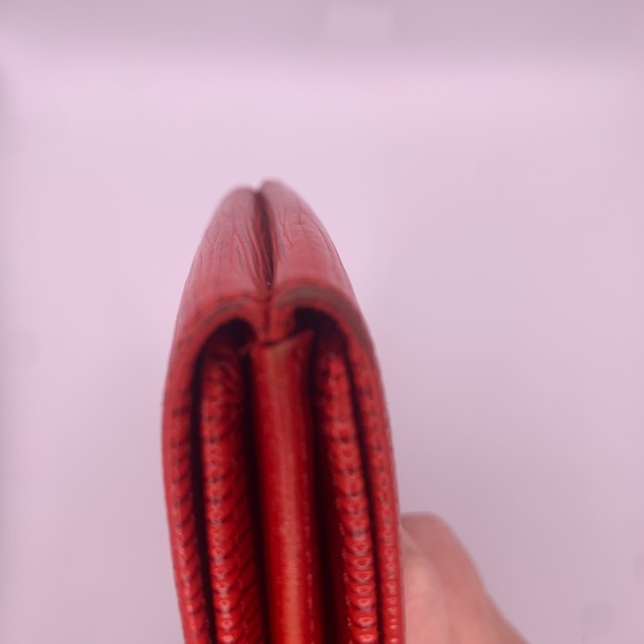 Louis Vuitton Red Epi Trifold Wallet and Coin Pouch - Picture 6 of 17